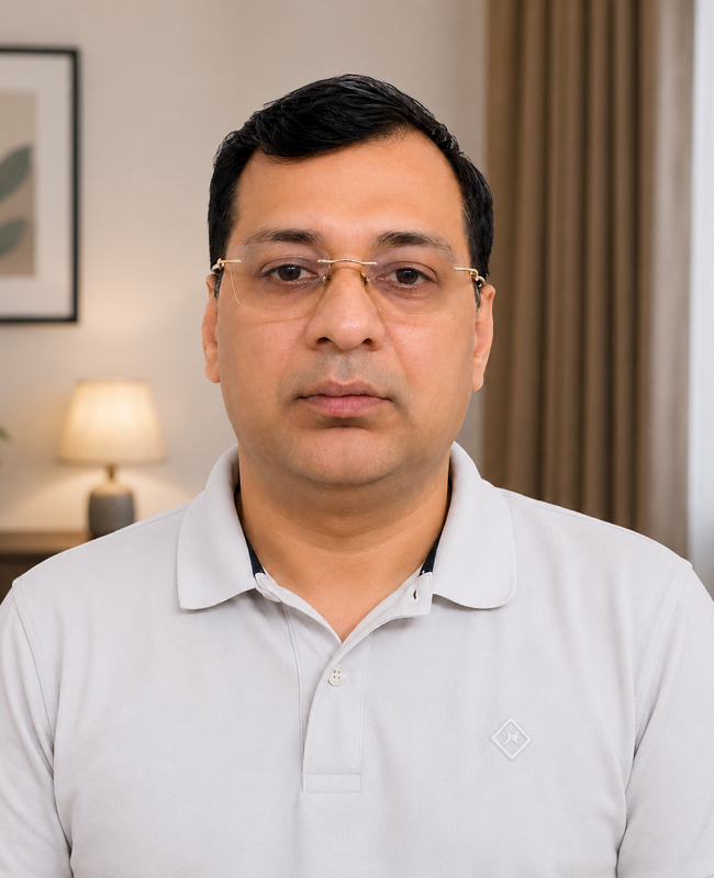 Sandeep Sengar Administrator Saket Hospital Agra
